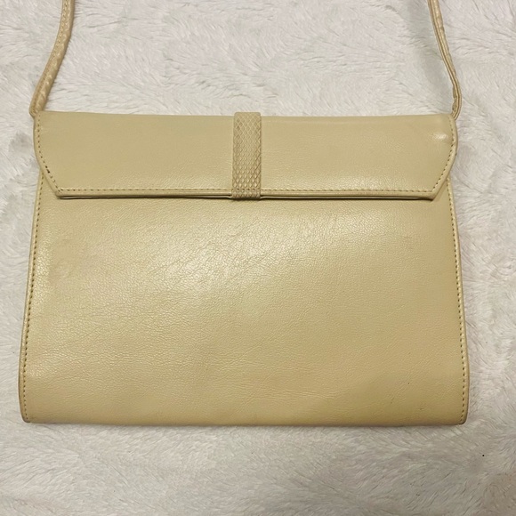 Darling Vintage Purse - Picture 10 of 10